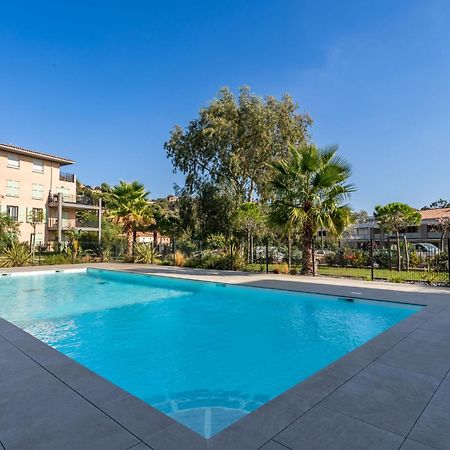 Apartment Le Clos-Jardin Bormes-les-Mimosas Extérieur photo
