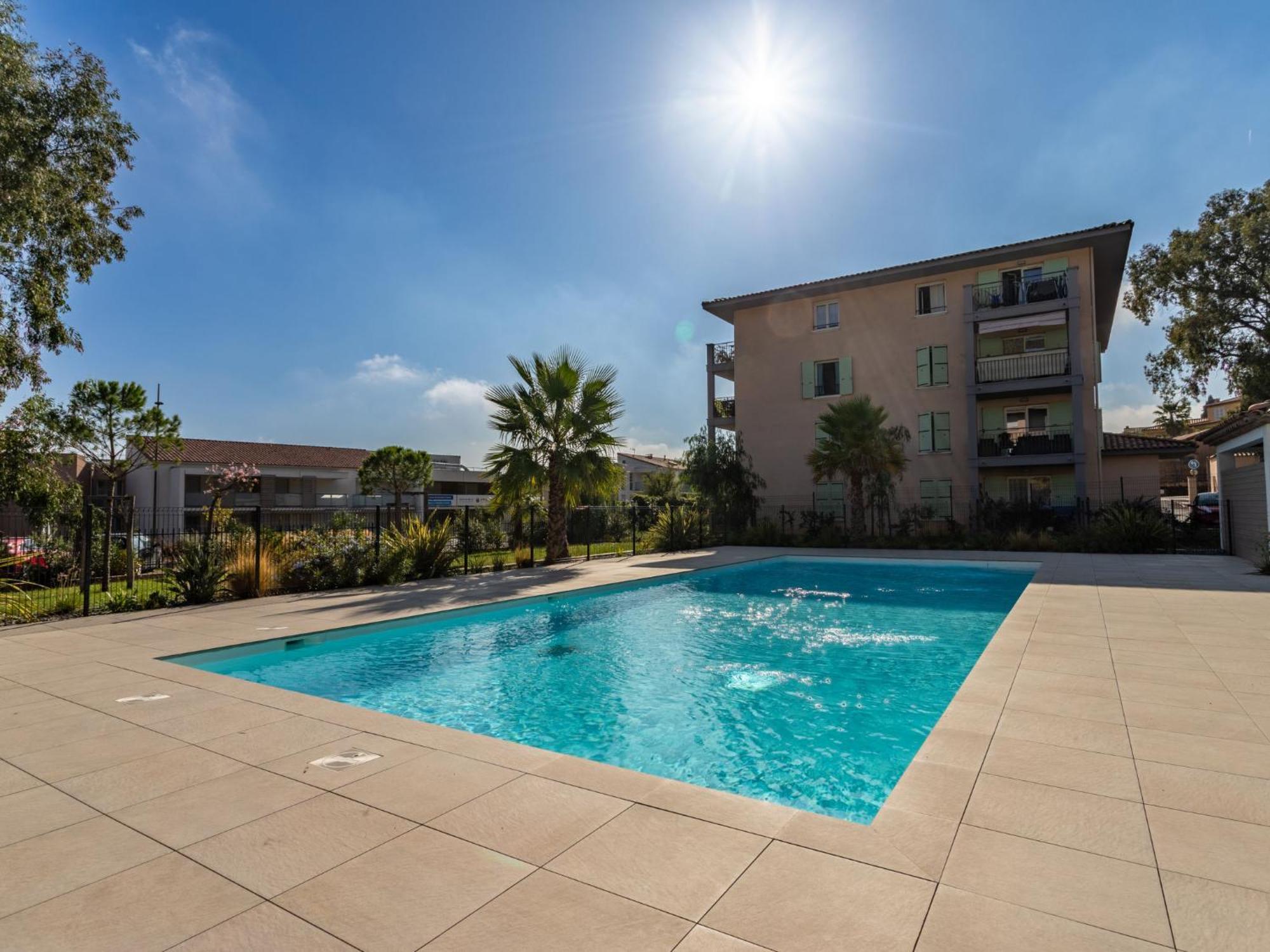 Apartment Le Clos-Jardin Bormes-les-Mimosas Extérieur photo